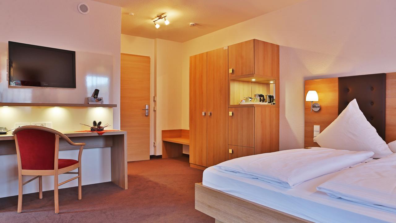 Hotel Roessle Berneck Altensteig Exterior photo
